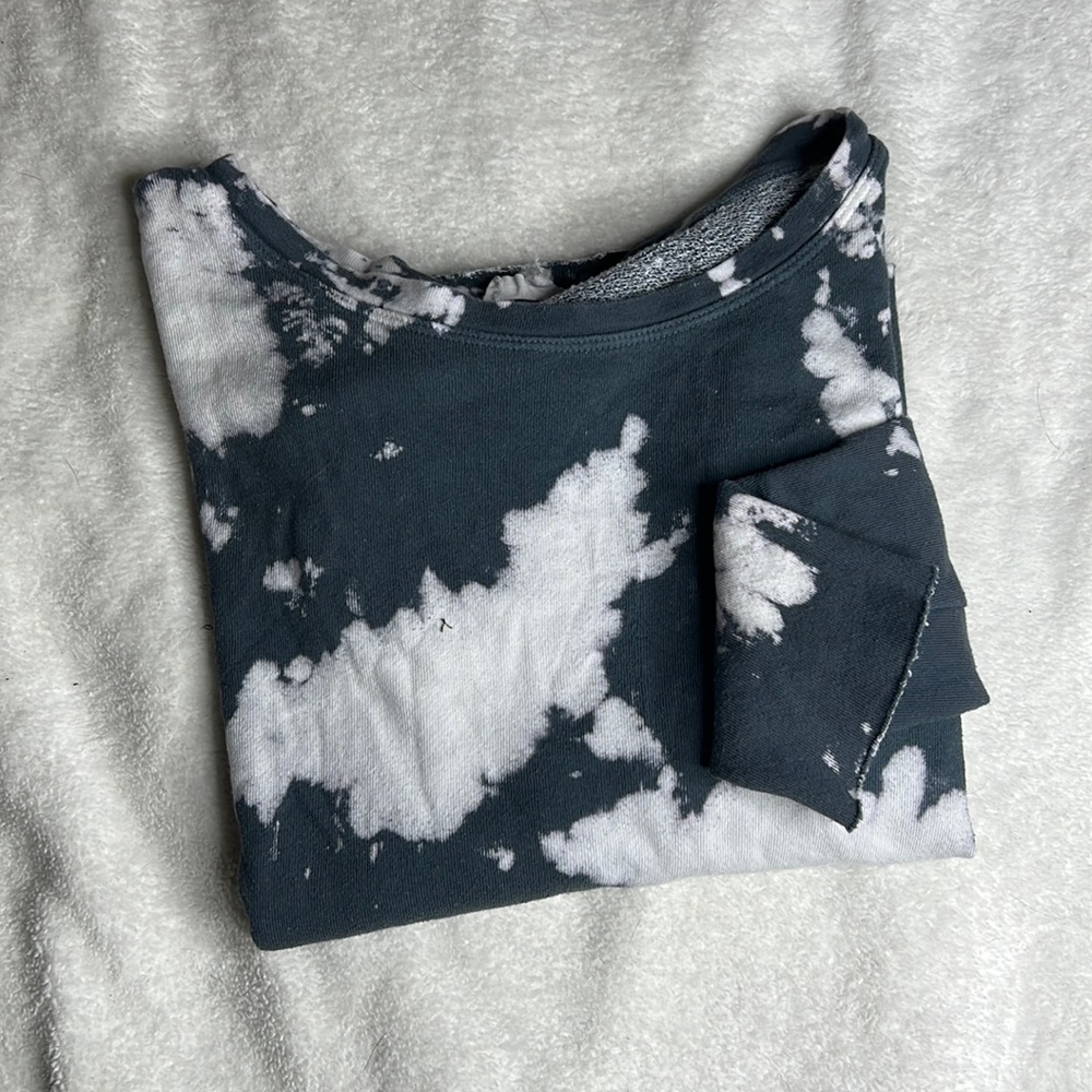 Acid wash oversized sweater